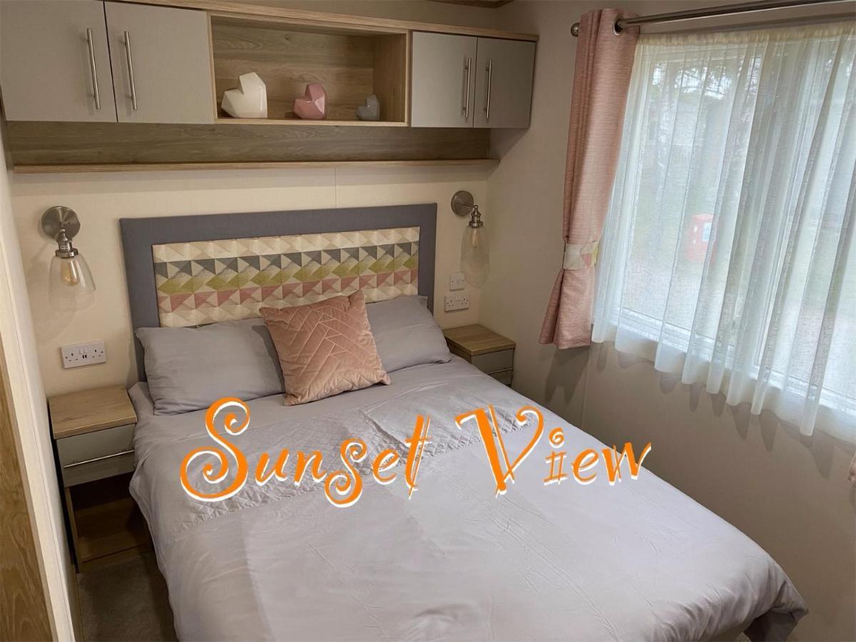 Tattershall Lakes Sunset View Caravan Lakeside, Hot Tub, Garden, Private Fishing Peg & Wifi Exteriör bild