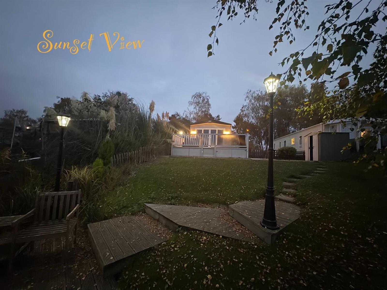 Tattershall Lakes Sunset View Caravan Lakeside, Hot Tub, Garden, Private Fishing Peg & Wifi Exteriör bild