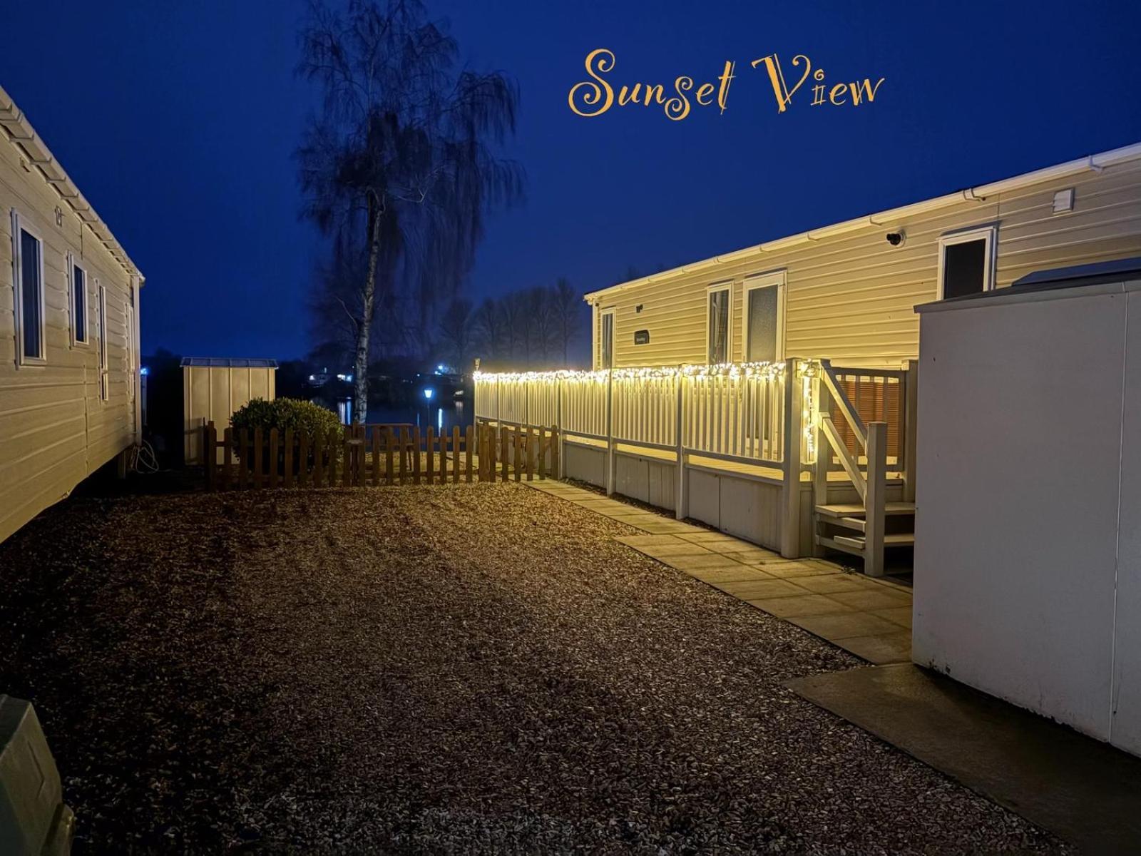 Tattershall Lakes Sunset View Caravan Lakeside, Hot Tub, Garden, Private Fishing Peg & Wifi Exteriör bild